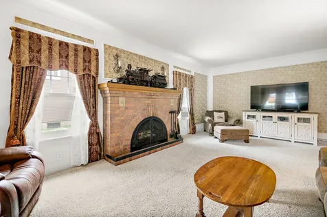 311 West 2nd Street Momence IL 60954