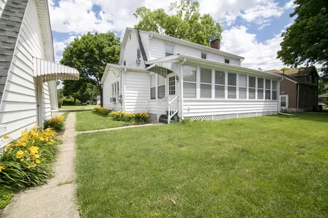 311 West 2nd Street Momence IL 60954