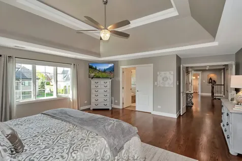 10829 Warwick Lane Orland Park IL 60462
