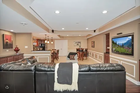 10829 Warwick Lane Orland Park IL 60462