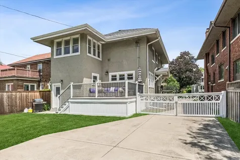 843 North East Avenue Oak Park IL 60302