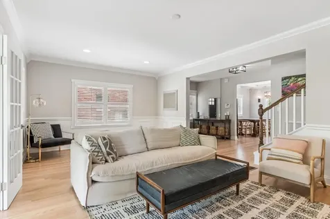 843 North East Avenue Oak Park IL 60302