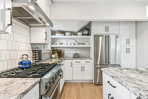 843 North East Avenue Oak Park IL 60302