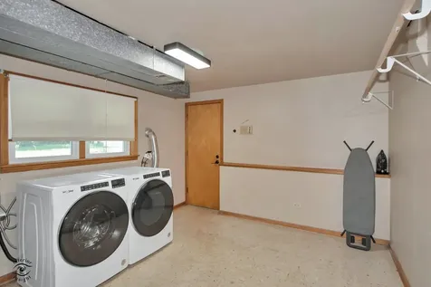619 Kungs Way Joliet IL 60435