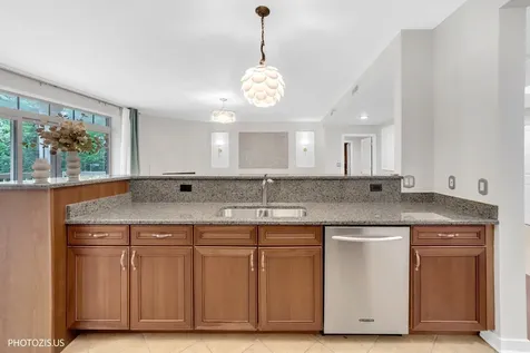 425 Benjamin Drive Vernon Hills IL 60061