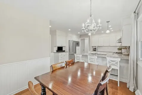 28W118 Hillview Drive Naperville IL 60564