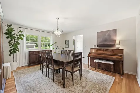 28W118 Hillview Drive Naperville IL 60564