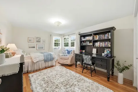 28W118 Hillview Drive Naperville IL 60564