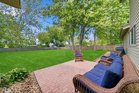 28W118 Hillview Drive Naperville IL 60564