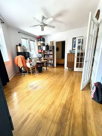 813 West Buena Avenue Chicago IL 60613