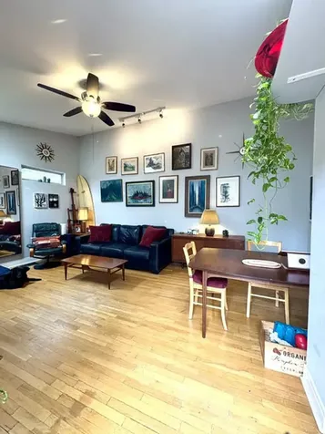 813 West Buena Avenue Chicago IL 60613