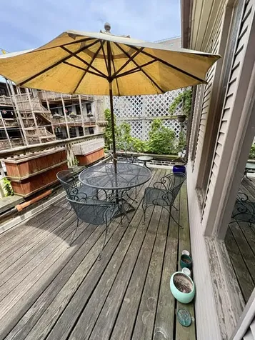 813 West Buena Avenue Chicago IL 60613