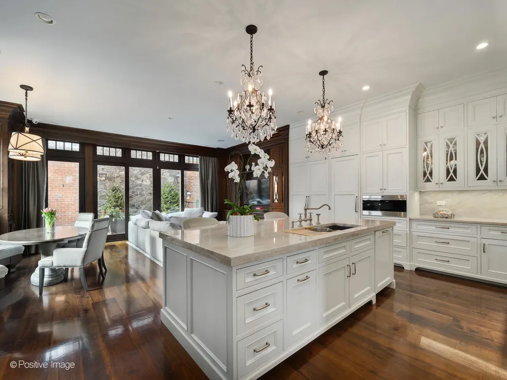 3026 North Lake Shore Drive Chicago IL 60657