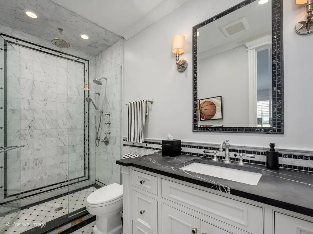 3026 North Lake Shore Drive Chicago IL 60657