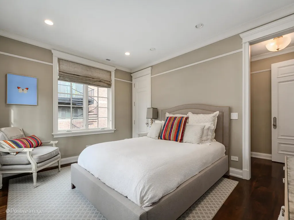 3026 North Lake Shore Drive Chicago IL 60657
