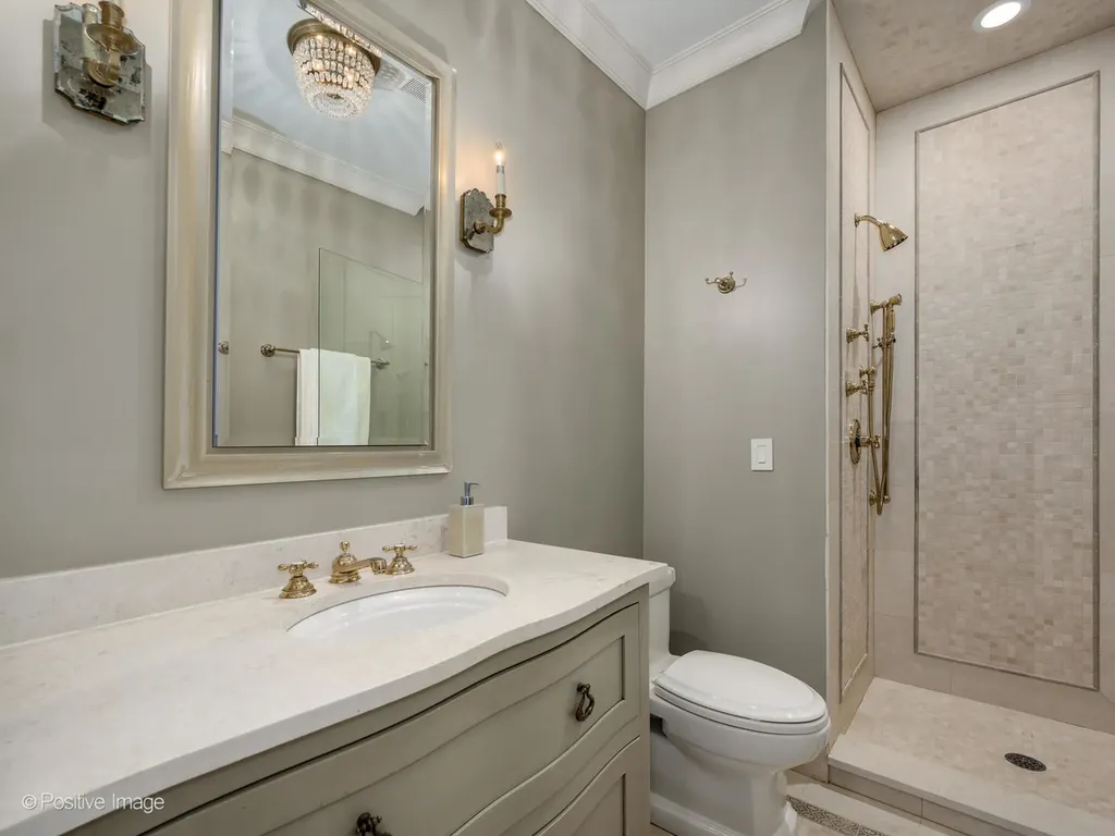 3026 North Lake Shore Drive Chicago IL 60657