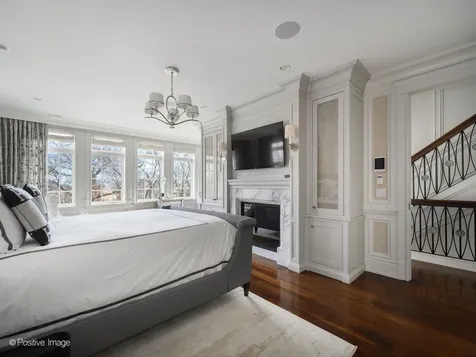 3026 North Lake Shore Drive Chicago IL 60657