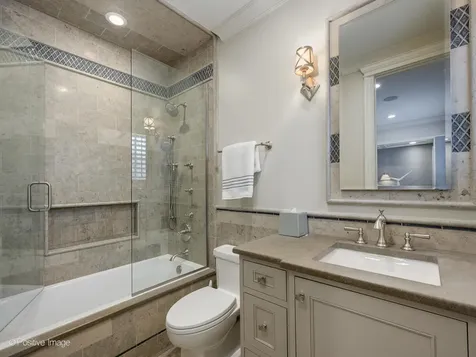 3026 North Lake Shore Drive Chicago IL 60657