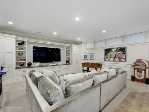 3026 North Lake Shore Drive Chicago IL 60657