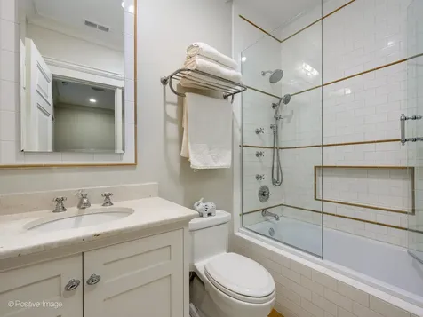 3026 North Lake Shore Drive Chicago IL 60657