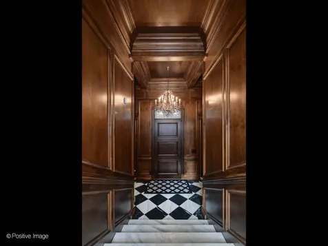 3026 North Lake Shore Drive Chicago IL 60657