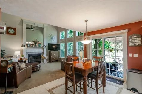 3711 Rave Road Bloomington IL 61704