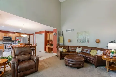 3711 Rave Road Bloomington IL 61704