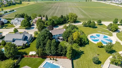 3711 Rave Road Bloomington IL 61704