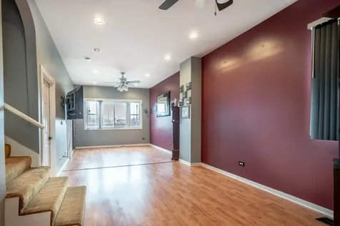 3024 East Avenue Berwyn IL 60402