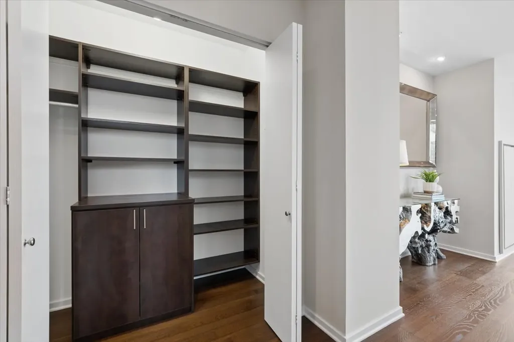 240 East Illinois Street Chicago IL 60611