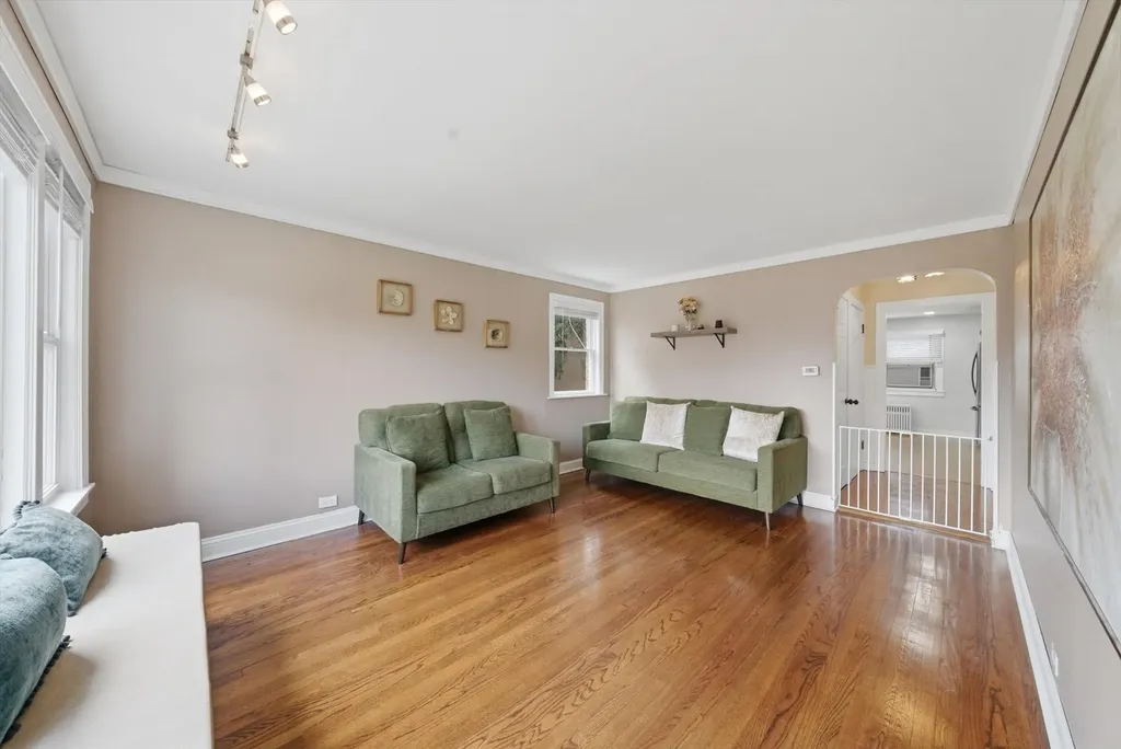 2826 North Rutherford Avenue Chicago IL 60634