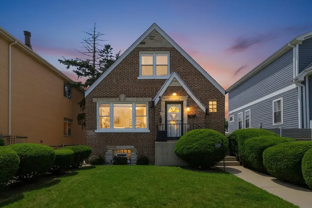 2826 North Rutherford Avenue Chicago IL 60634