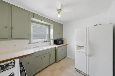 2826 North Rutherford Avenue Chicago IL 60634