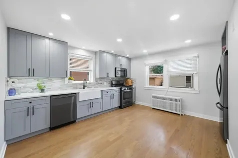 2826 North Rutherford Avenue Chicago IL 60634