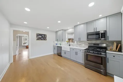 2826 North Rutherford Avenue Chicago IL 60634