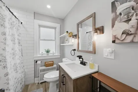 2826 North Rutherford Avenue Chicago IL 60634