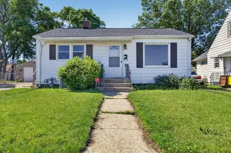 2724 Lawndale Avenue Rockford IL 61101