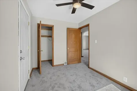 2724 Lawndale Avenue Rockford IL 61101