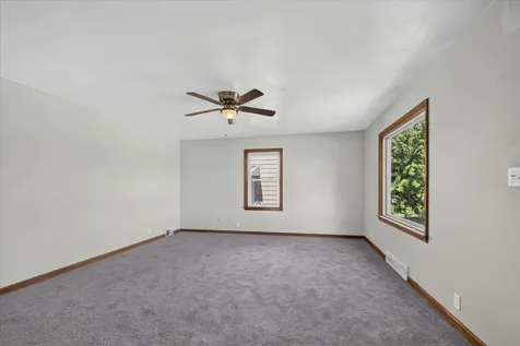 2724 Lawndale Avenue Rockford IL 61101