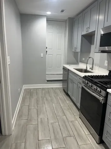 926 West 32nd Place Chicago IL 60608