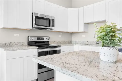 1101 Ritter Street North Aurora IL 60542