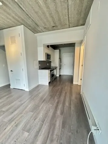 2407 West Eastwood Avenue Chicago IL 60625