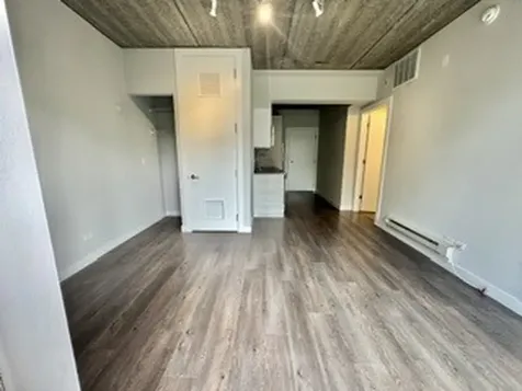 2407 West Eastwood Avenue Chicago IL 60625