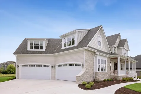 995 Redbud Lane Sugar Grove IL 60554