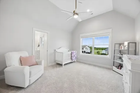 995 Redbud Lane Sugar Grove IL 60554