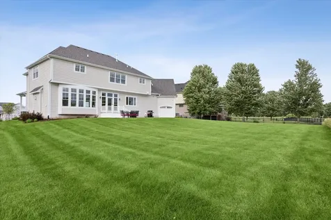 995 Redbud Lane Sugar Grove IL 60554