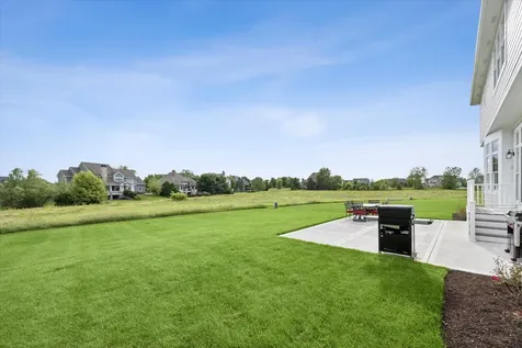 995 Redbud Lane Sugar Grove IL 60554