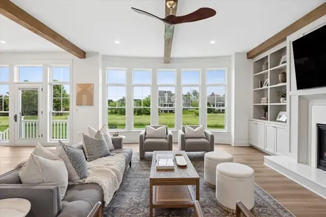 995 Redbud Lane Sugar Grove IL 60554