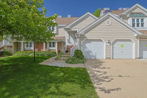 1011 Brentwood Circle Buffalo Grove IL 60089
