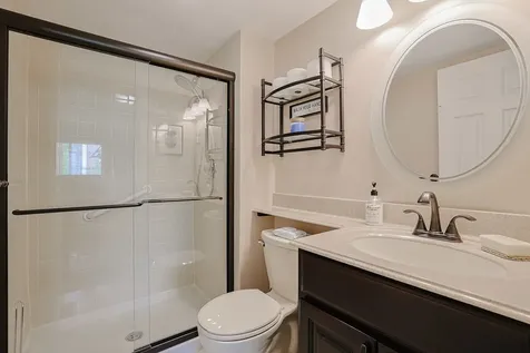 1011 Brentwood Circle Buffalo Grove IL 60089